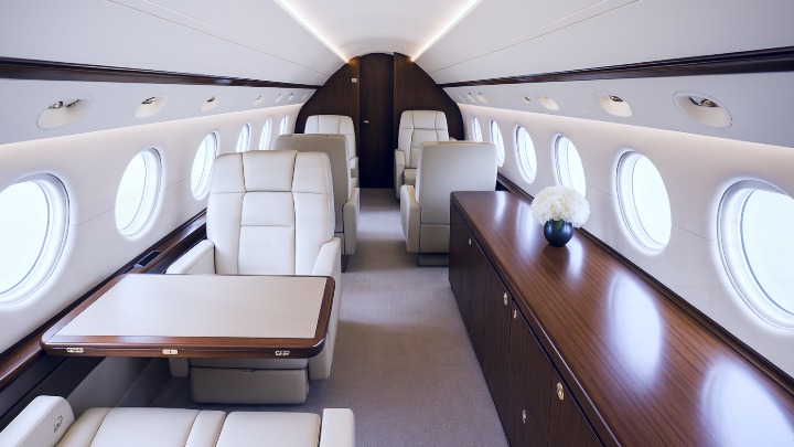 Gulfstream G400 Jet Interior